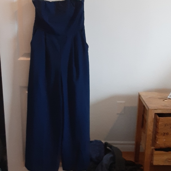 Halter Romper - Picture 1 of 4